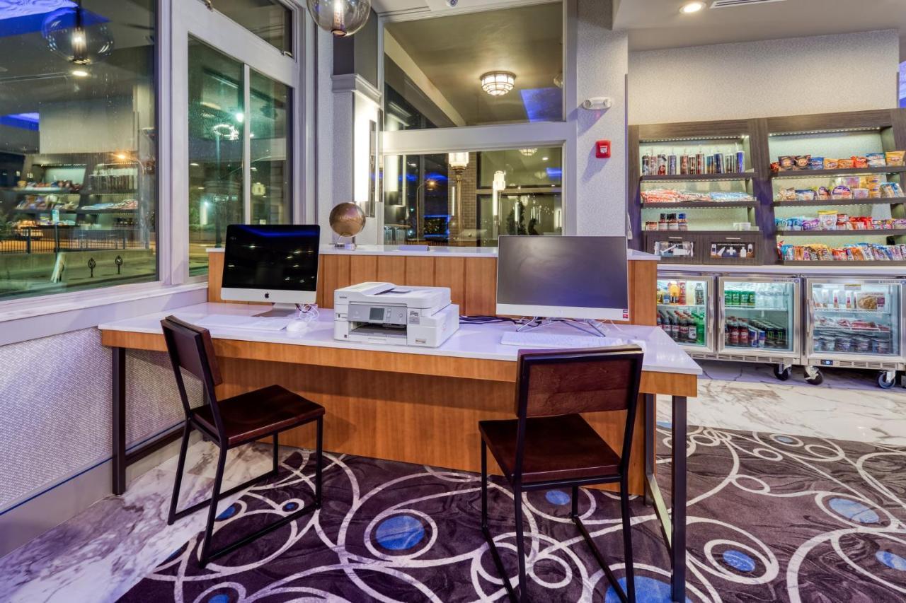 Holiday Inn Express - Kansas City Downtown By Ihg Eksteriør billede