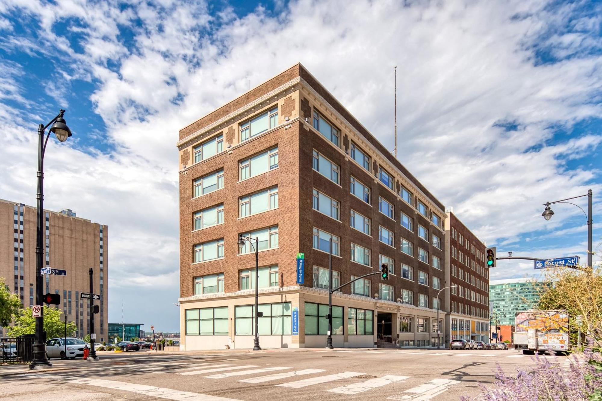 Holiday Inn Express - Kansas City Downtown By Ihg Eksteriør billede